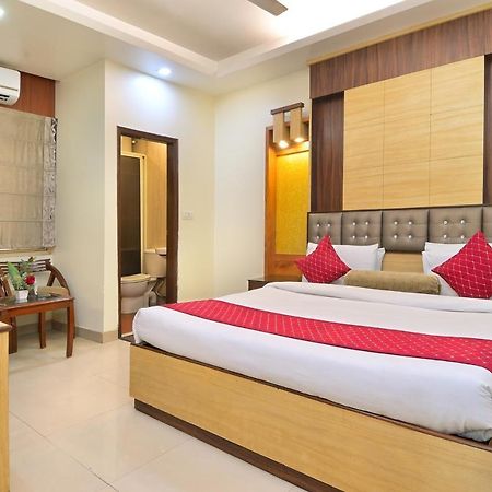 The Aster Karol Bagh Homely Atmosphere Yeni Delhi Dış mekan fotoğraf
