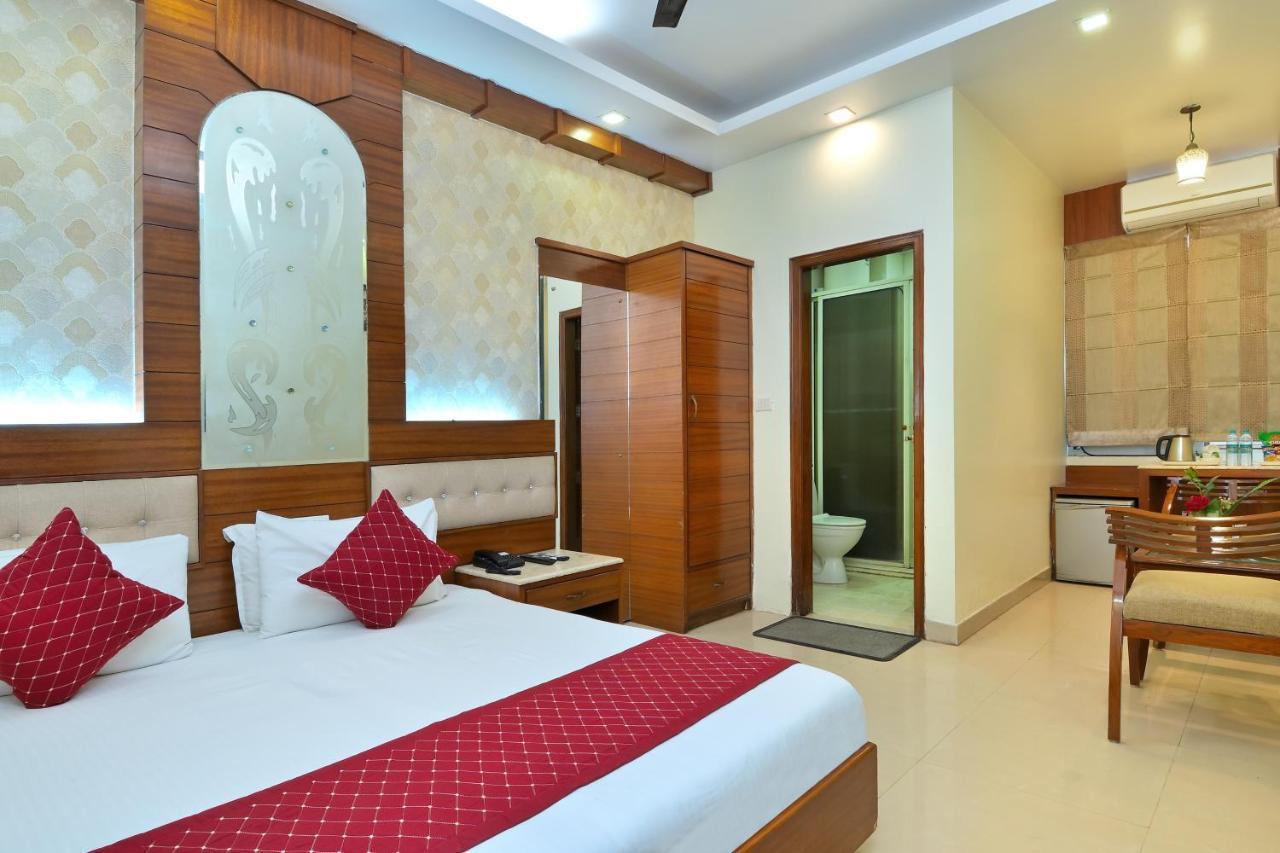The Aster Karol Bagh Homely Atmosphere Yeni Delhi Dış mekan fotoğraf