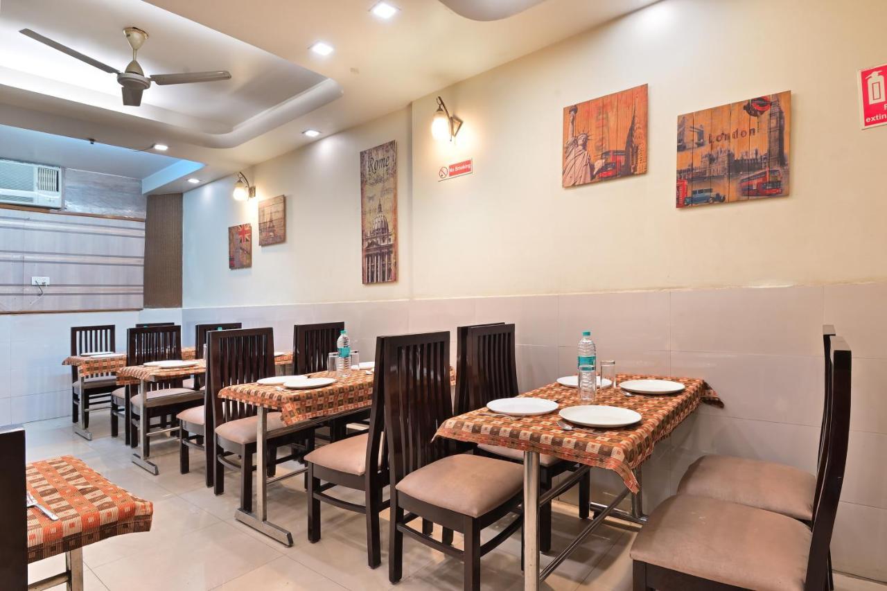 The Aster Karol Bagh Homely Atmosphere Yeni Delhi Dış mekan fotoğraf