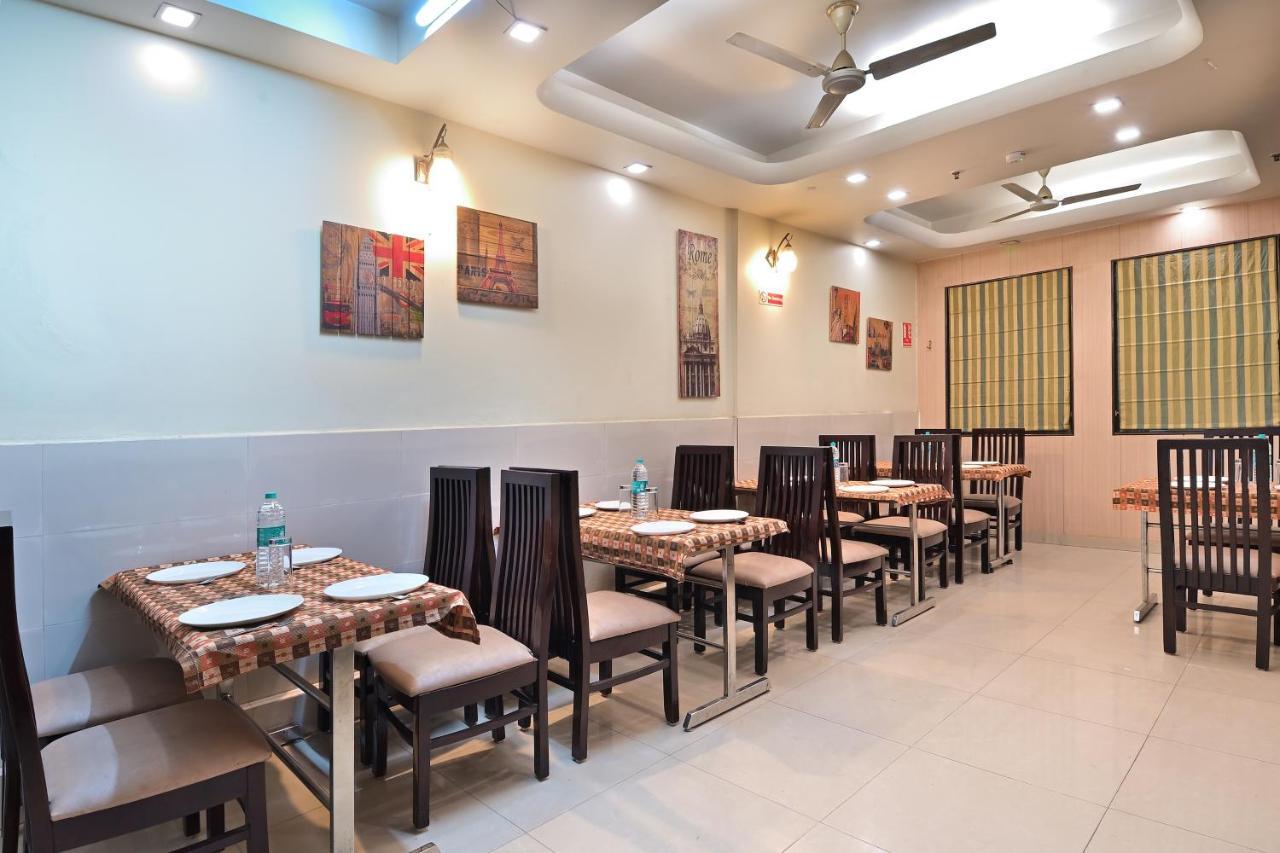 The Aster Karol Bagh Homely Atmosphere Yeni Delhi Dış mekan fotoğraf