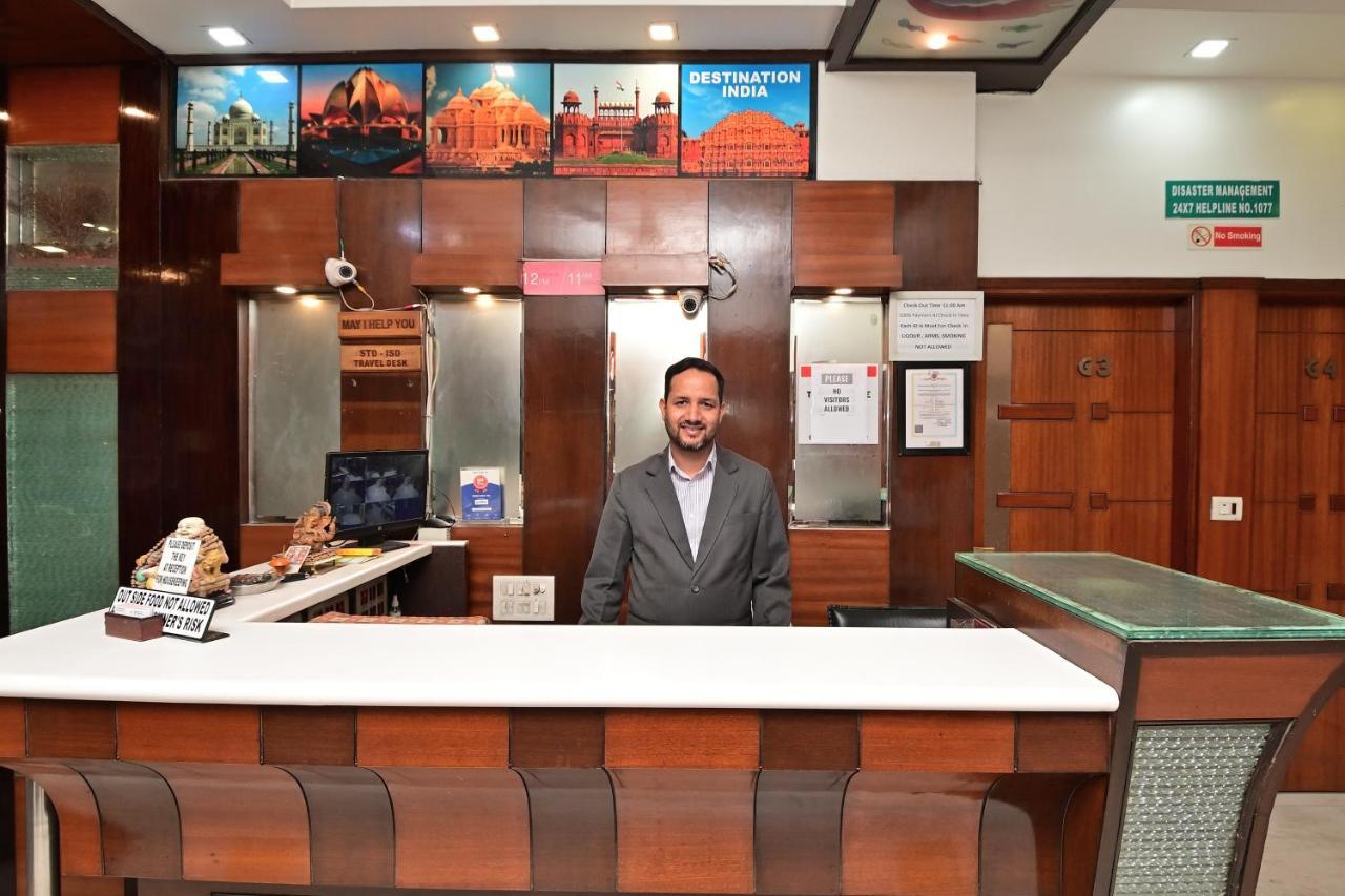The Aster Karol Bagh Homely Atmosphere Yeni Delhi Dış mekan fotoğraf